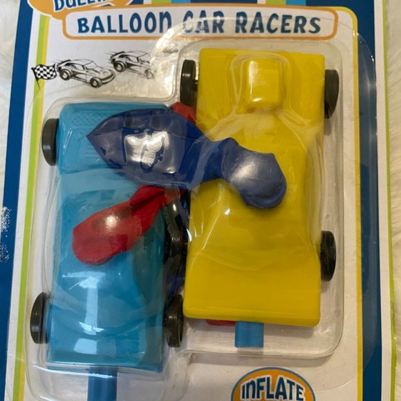 Outdoor Fun Balloon Cars, Bubbles and Sidewalk Chalk Bundle - Picture 3 of 8